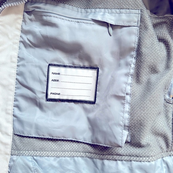 Helly Hansen Gray and Blue Ski Jacket with Hood L - Picture 9 of 13